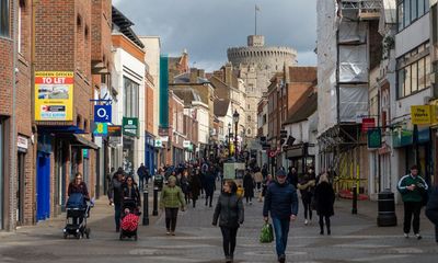 UK economy rebounds as Jeremy Hunt finalises budget