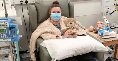 Symptoms of a brain tumour as woman speaks about being diagnosed with one while undergoing cancer chemo