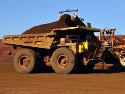 'Business as usual' as Fortescue Metals dumps jobs
