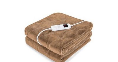 Shoppers rush to buy Wowcher's £36.99 fleecy electric blanket as temperatures continue to fall