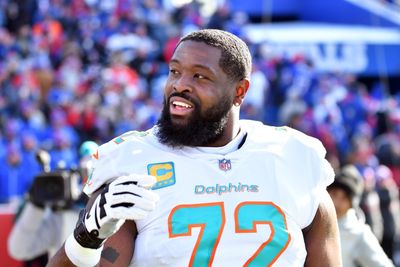 Dolphins restructure LT Terron Armstead’s contract