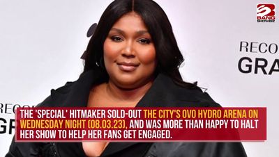 Lizzo stops sold-out Glasgow concert to help couple get engaged