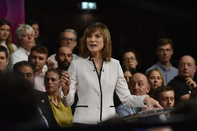 'Irresponsible': Fiona Bruce faces criticism for Stanley Johnson comments