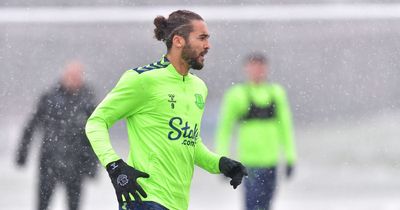 Sean Dyche decision on snoods and hats in the snow as Dominic Calvert-Lewin gives Everton boost