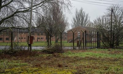 RAF base considered as asylum centre has contamination risks, says report