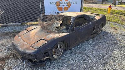 Acura NSX Sunk In River For 15 Years Sells For $8.5K And Is Getting Restored
