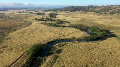 Regenerative farming project to restore Mulloon Creek stalled by planning problems