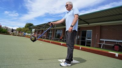 Bowling arm allows man with superficial siderosis to set sights on state competition