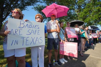 Texas women sued for wrongful death after aiding in abortion