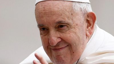 Wheelchair use makes me feel old, says Pope