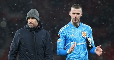 Erik ten Hag and David de Gea moment caught on camera proves Manchester United have dilemma