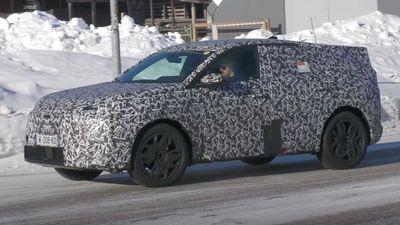 Watch Next-Gen Peugeot 3008 Try To Evade Spies During Winter Testing
