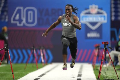 Who ran the fastest 40-yard dash time at the 2023 NFL combine?