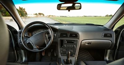 Drivers flabbergasted by 'mystery' button on rear-view mirror - that only works sometimes