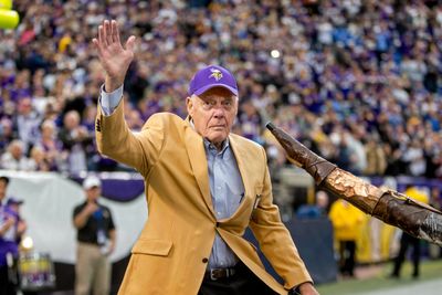 Legendary Vikings head coach Bud Grant passes away at age 95