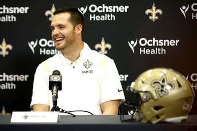 Look: Derek Carr puts pen to paper on his new Saints contract