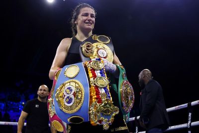 Katie Taylor to challenge Chantelle Cameron for super-lightweight titles in Irish homecoming