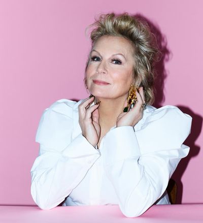 ‘The funniest stuff is just chatting’: Jennifer Saunders on coping with modern life and why family comes first