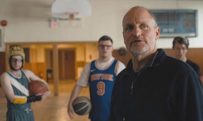Champions review – uplifting hoop dreams with Woody Harrelson and co