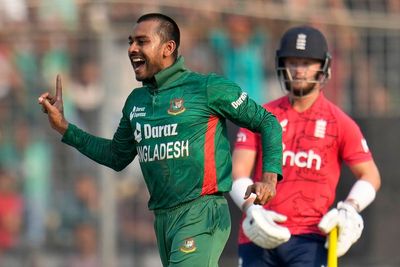 England lose T20 series against Bangladesh after Mehidy Hasan Miraz stars