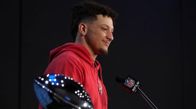 Patrick Mahomes Tweets Message Ahead of NFL Free Agency