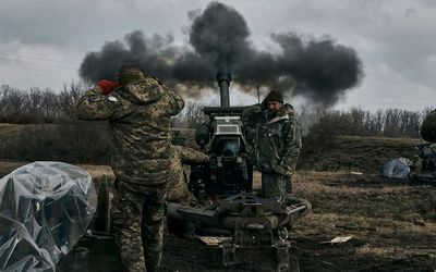 Casualties mount as Ukraine stands ground in Bakhmut