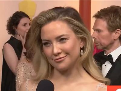 ‘I’ve never won an Oscar’: Kate Hudson awkwardly corrects reporter who thinks she’s won an Academy Award