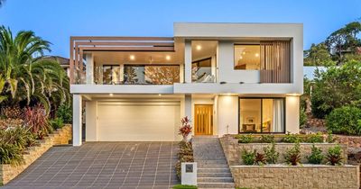 Under the hammer: $4 million Merewether sale leads big auction weekend