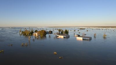 Emergency operations continue after 'catastrophic' flood at Gulf of Carpentaria
