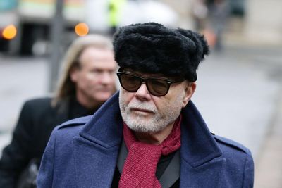 Paedophile Gary Glitter risks jail recall after being ‘filmed asking about Dark Web’