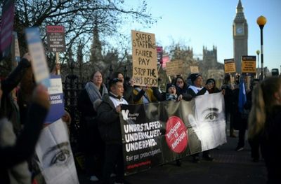 Thousands of hospital doctors walk out in latest UK strike