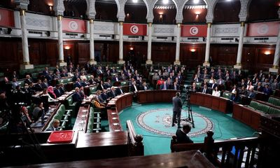 Press banned from opening session of new Tunisian parliament