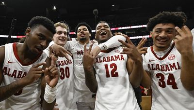 Alabama, Houston lead last AP men’s basketball poll before NCAA Tournament