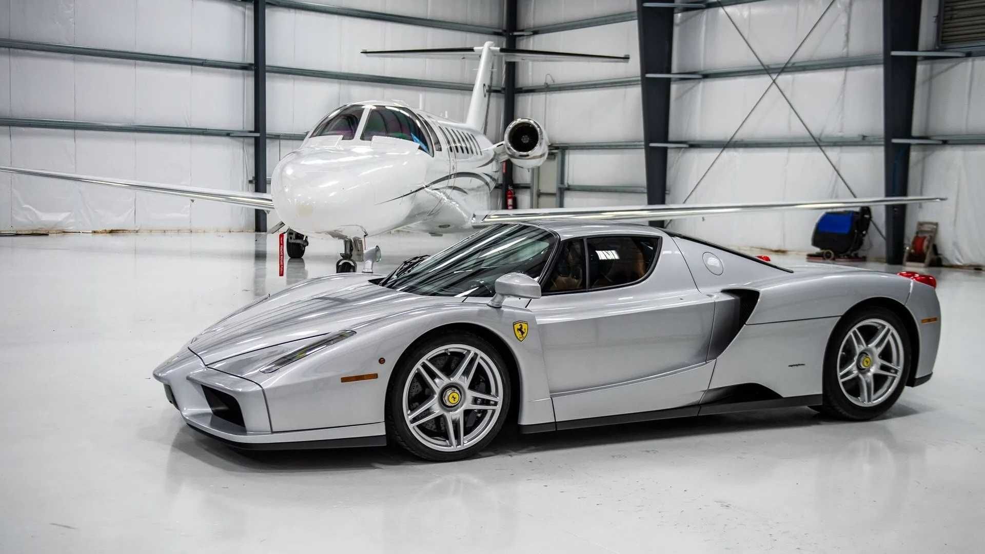 2003-ferrari-enzo-in-argento-