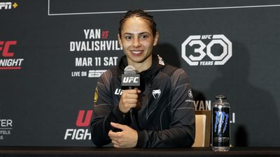 Ariane Lipski credits improved wrestling, overall MMA skill set for win at UFC Fight Night 221