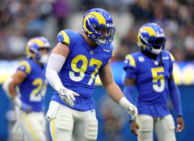 Rams tender Michael Hoecht, bringing him back for 2023