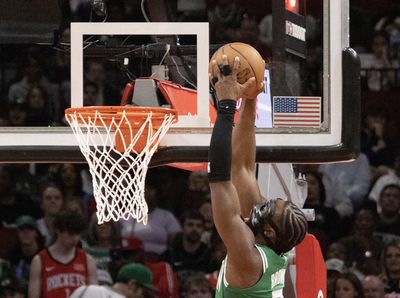 Boston at Houston: Celtics hand a 111-109 win to Rockets with lackluster effort