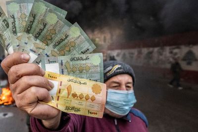 Lebanon's pound hits a new low as banks go back on strike