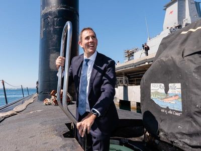 Subs fleet hailed as watershed deal for Australian jobs