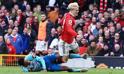 Kyle Walker-Peters receives racist abuse for tackle on Alejandro Garnacho