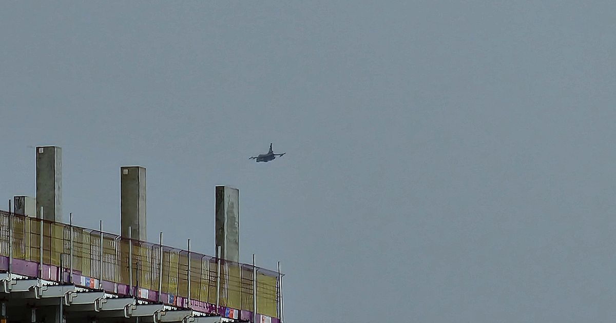 Fighter jet spotted in Nottinghamshire as 'thunder'…