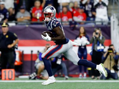 Raiders reached agreement with former Patriots WR Philip Dorsett