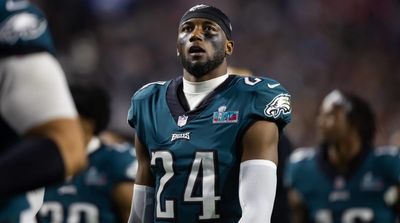 Report: Eagles Re-Sign CB James Bradberry to Three-Year Contract