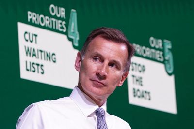 Energy price guarantee to be extended after Jeremy Hunt U-turn