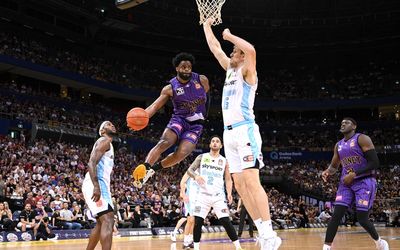 Sydney Kings claim NBL title with 77-69 win over NZ Breakers