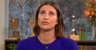 Ferne McCann breaks down in tears live on TV with grovelling apology for vile voice notes