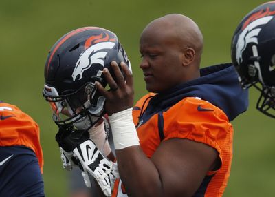 5 worst free agent signings in Denver Broncos history