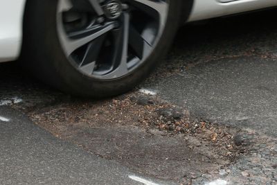 Pothole repairs fund gets £200m boost in Budget