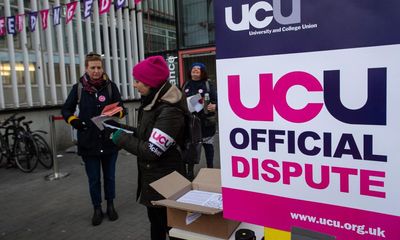 UK university staff make breakthrough in strike dispute with employers