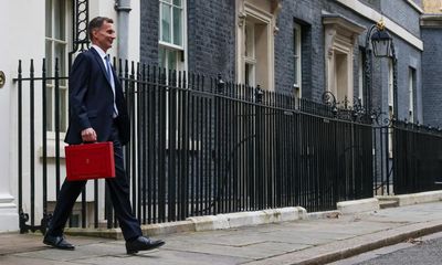 Hunt’s ‘budget for growth’ gives top 1% a pension bonus but ignores public services